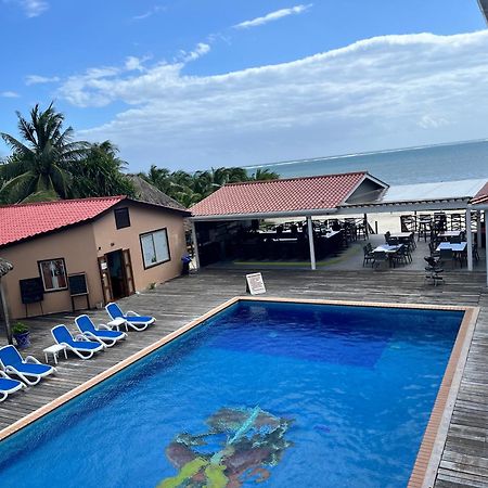 Captain Morgan'S Retreat ซานเปโดร ภายนอก รูปภาพ