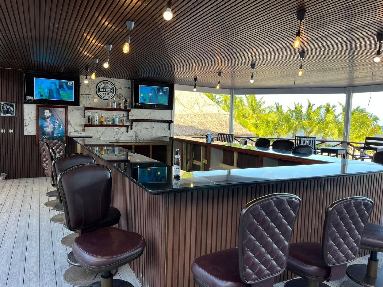 Captain Morgan'S Retreat ซานเปโดร ภายนอก รูปภาพ
