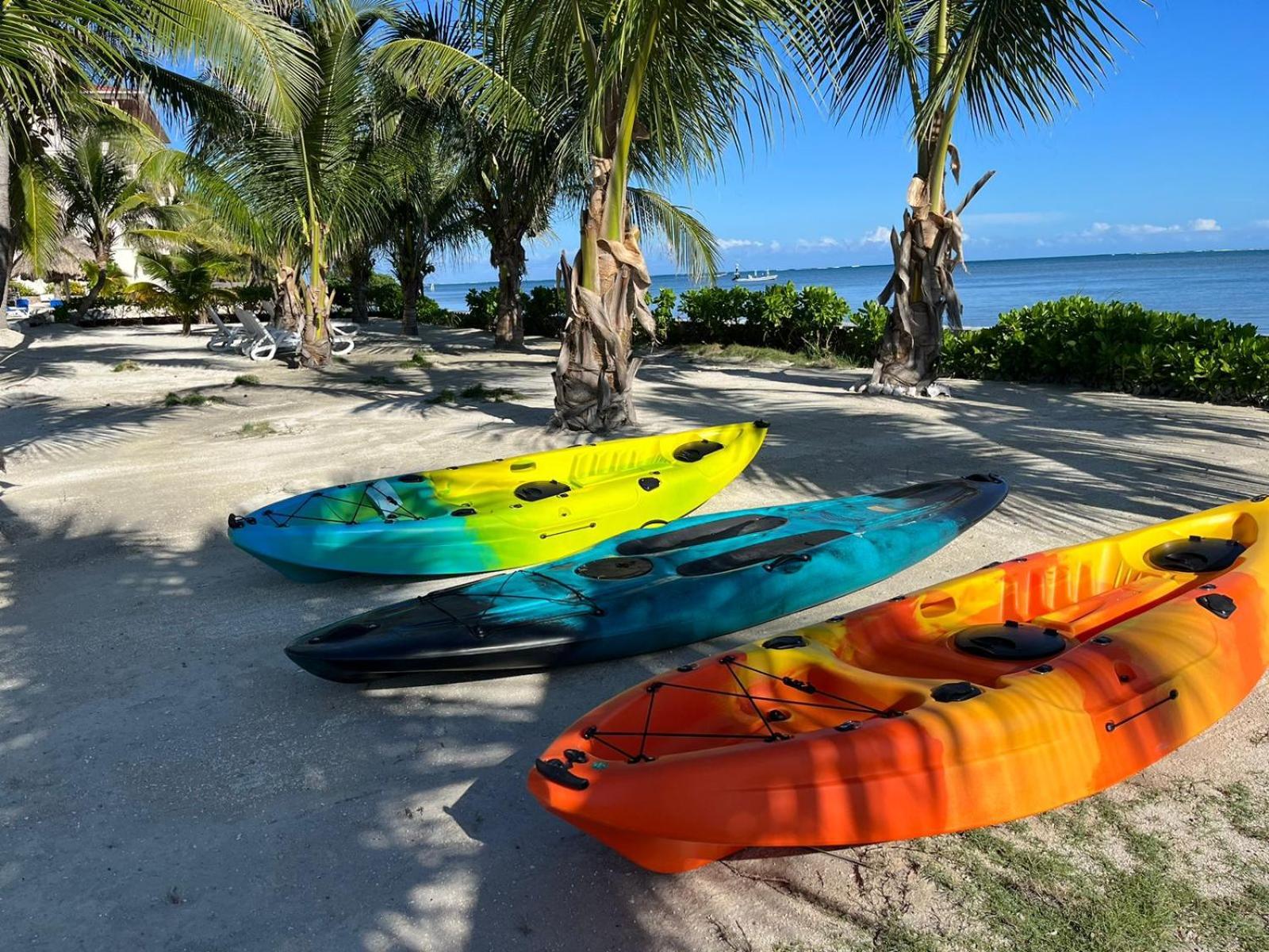 Captain Morgan'S Retreat ซานเปโดร ภายนอก รูปภาพ