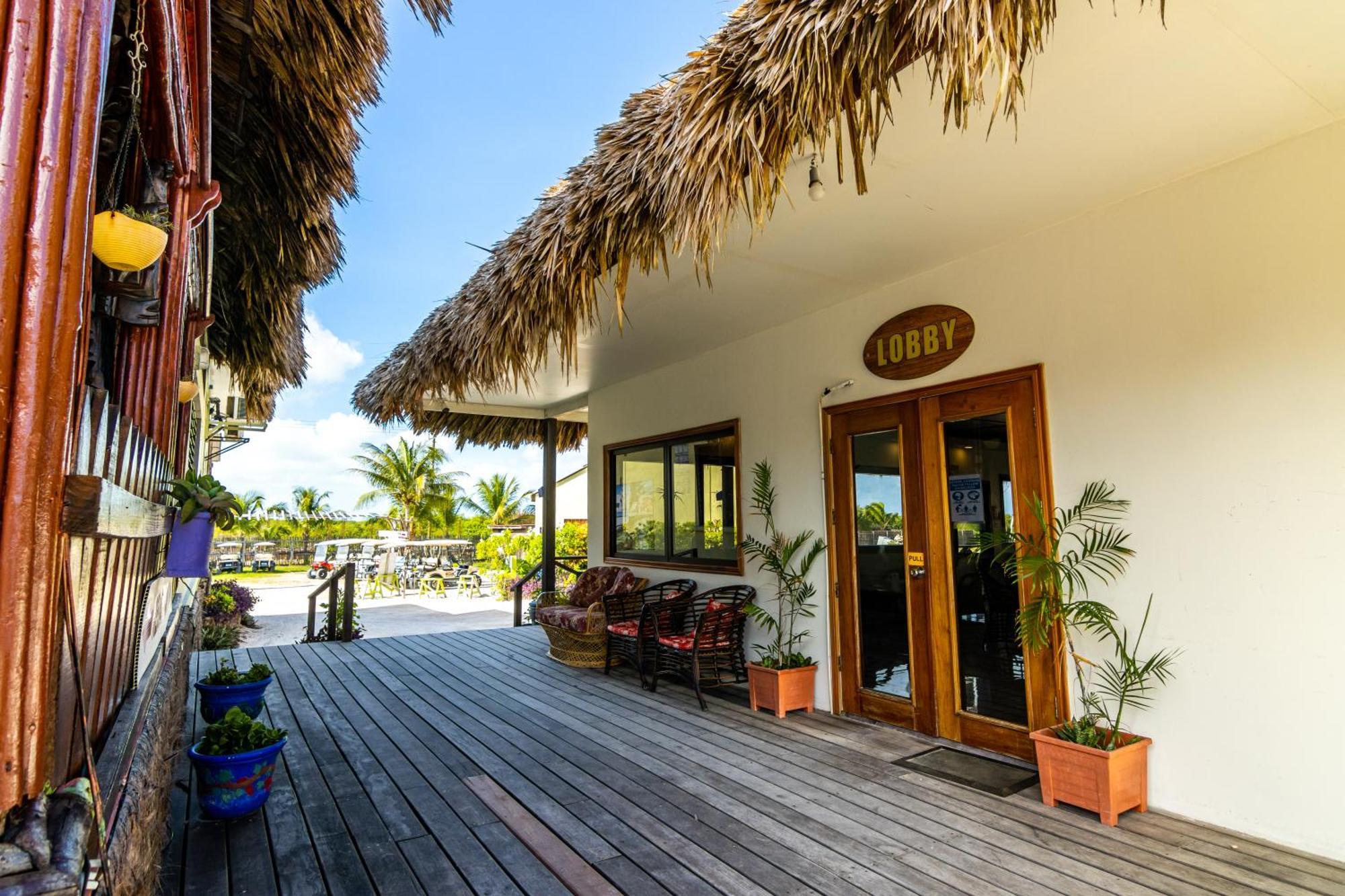 Captain Morgan'S Retreat ซานเปโดร ภายนอก รูปภาพ