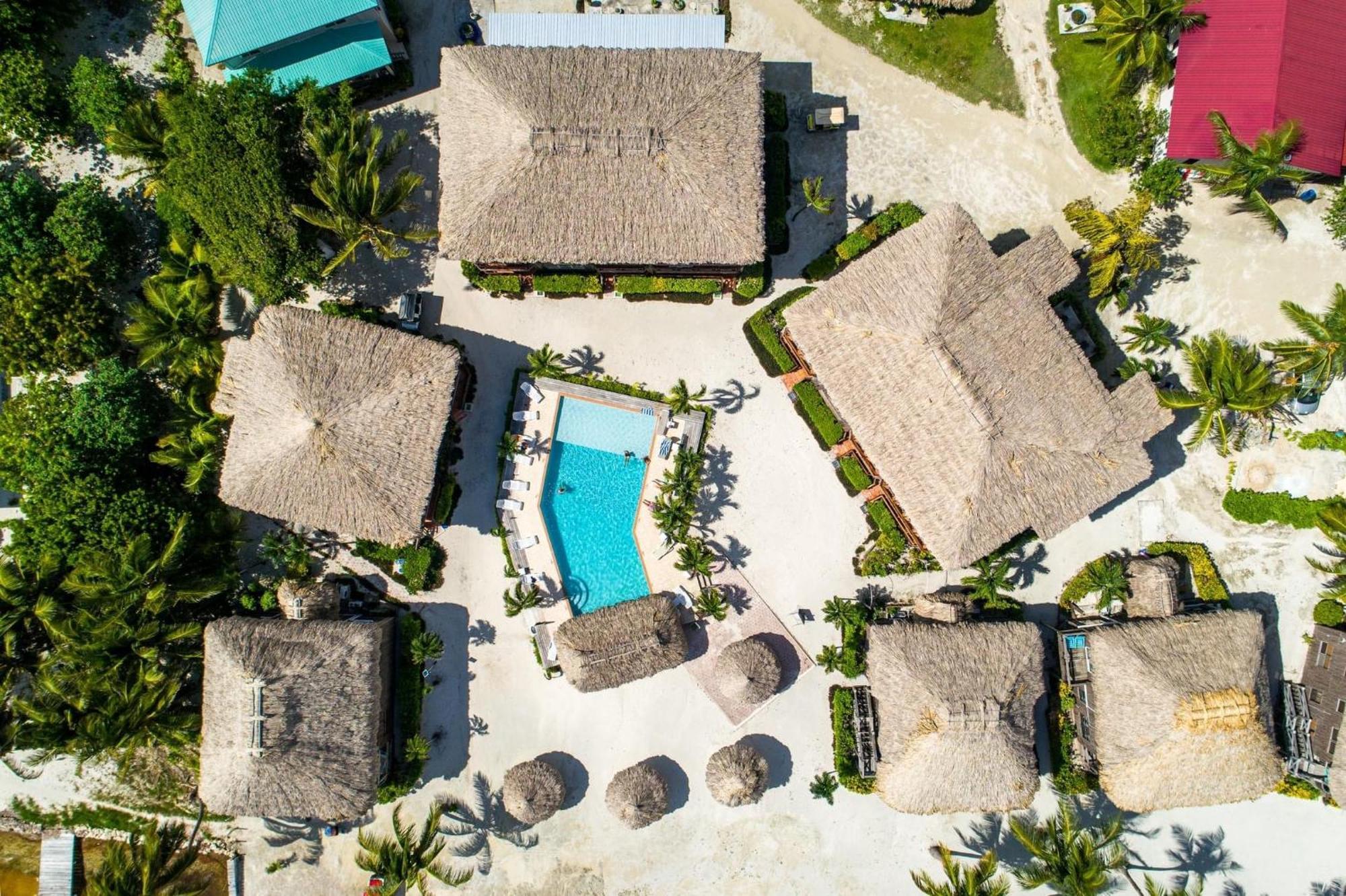 Captain Morgan'S Retreat ซานเปโดร ภายนอก รูปภาพ