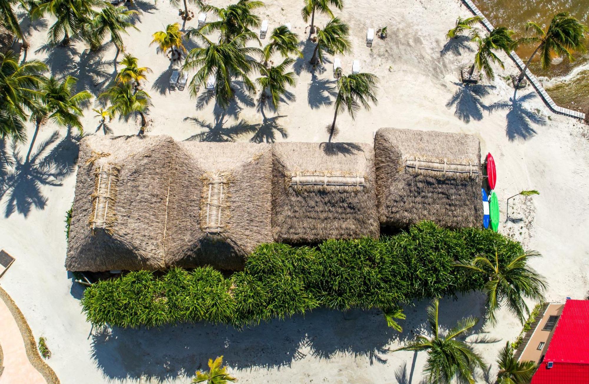 Captain Morgan'S Retreat ซานเปโดร ภายนอก รูปภาพ