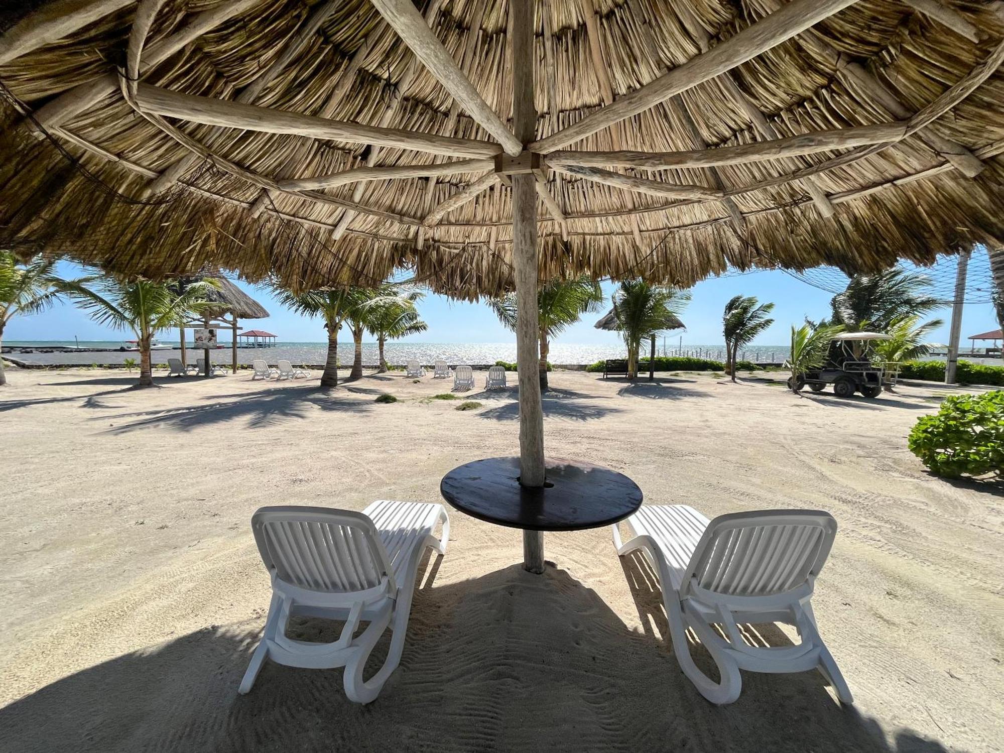 Captain Morgan'S Retreat ซานเปโดร ภายนอก รูปภาพ