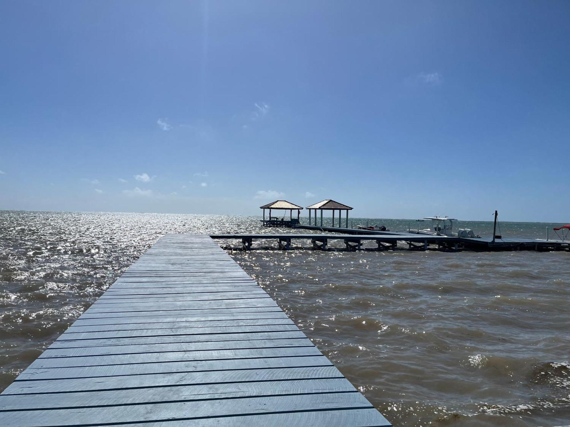 Captain Morgan'S Retreat ซานเปโดร ภายนอก รูปภาพ